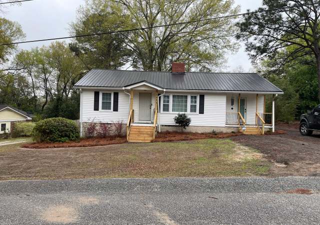Property at 1911 Barfield St, Camden, SC 29020, 3 beds, 2 baths