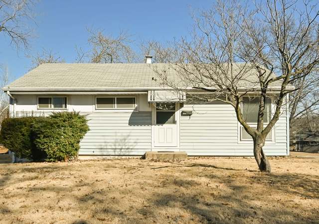 Photo of 7835 Atherstone Dr, St Louis, MO 63121