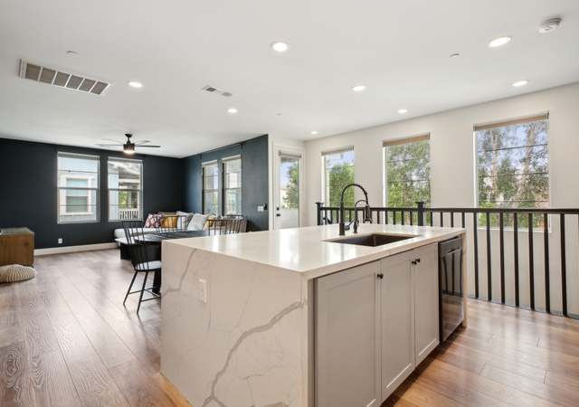 Property at 147 Jaripol Cir, Rancho Mission Viejo, CA 92694, 2 beds, 2.5 baths