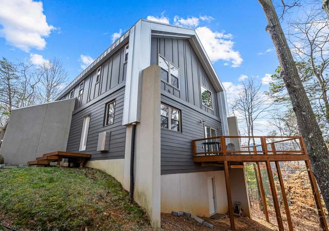 Photo of 23 Hillcrest Rd, Black Mountain, NC 28711