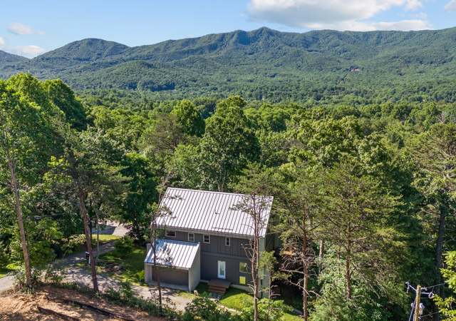 Photo of 23 Hillcrest Rd, Black Mountain, NC 28711
