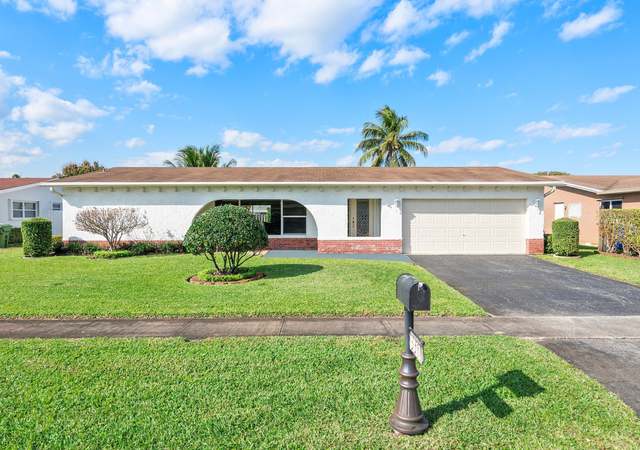 Photo of 8811 NW 6th St, Pembroke Pines, FL 33024