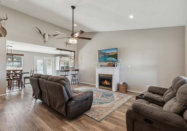 Photo of 1199 Eagles Way, Springtown, TX 76082