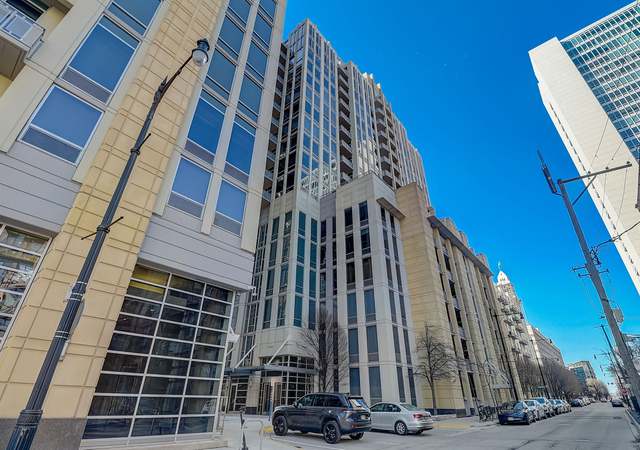 Photo of 720 N Larrabee St #1703, Chicago, IL 60654