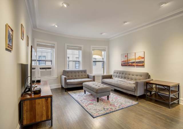 Photo of 828 Michigan Ave Unit C2, Evanston, IL 60202