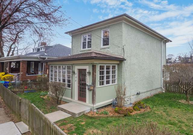 Photo of 5554 Pocusset St, Squirrel Hill, PA 15217