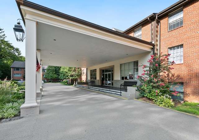 Photo of 5301 Westbard Cir #232, Bethesda, MD 20816