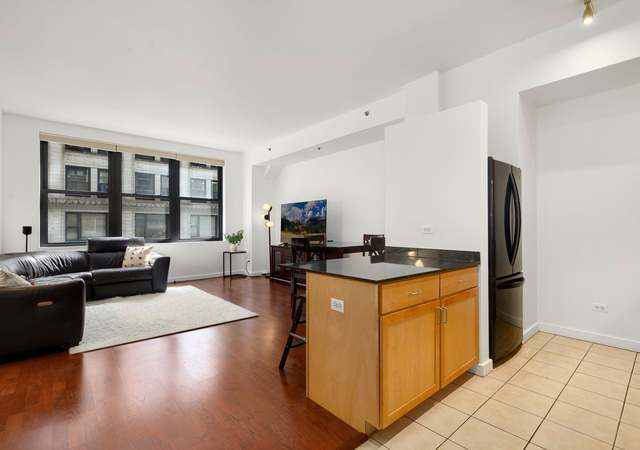 Photo of 5 N Wabash Ave #402, Chicago, IL 60602