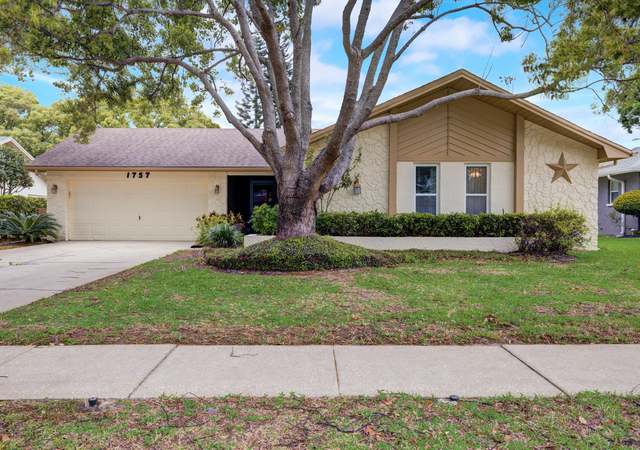 Photo of 1757 Macdonnell Dr, Palm Harbor, FL 34684