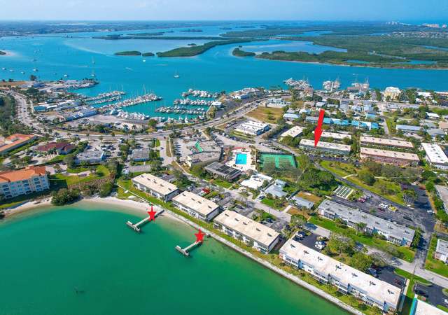 Property at 1172 Commodore Ct #104, Fort Pierce, FL 34949, 1 bed, 1.5 baths