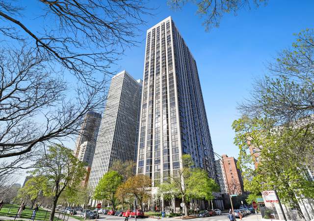 Photo of 2650 N Lakeview Ave #901, Chicago, IL 60614