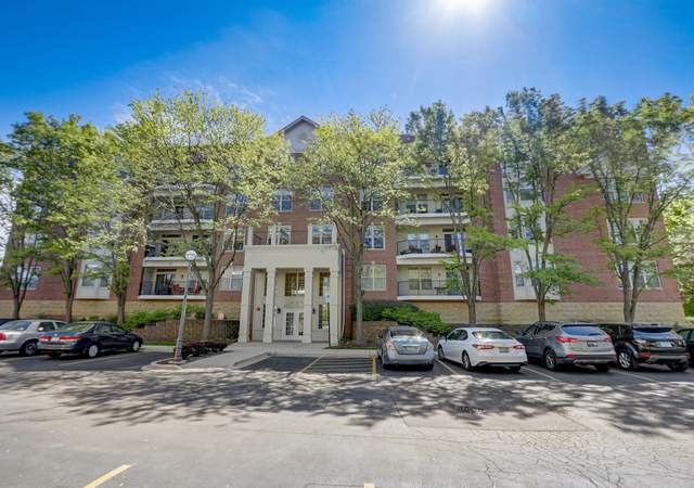 Photo of 3115 Town Square Dr #201, Rolling Meadows, IL 60008