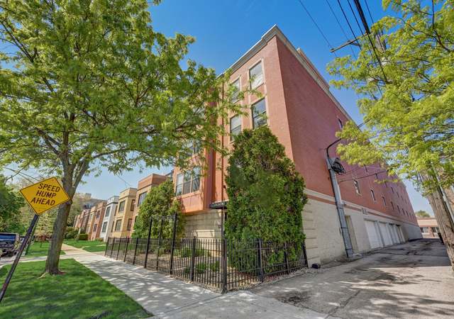 Photo of 3944 N Claremont Ave #302, Chicago, IL 60618