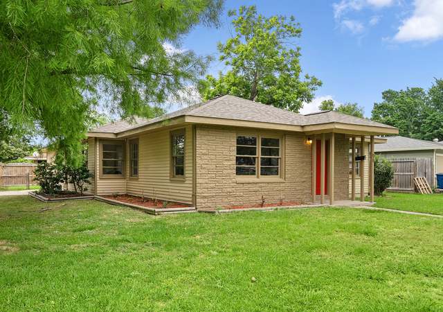 Photo of 828 22nd Ave N, Texas City, TX 77590