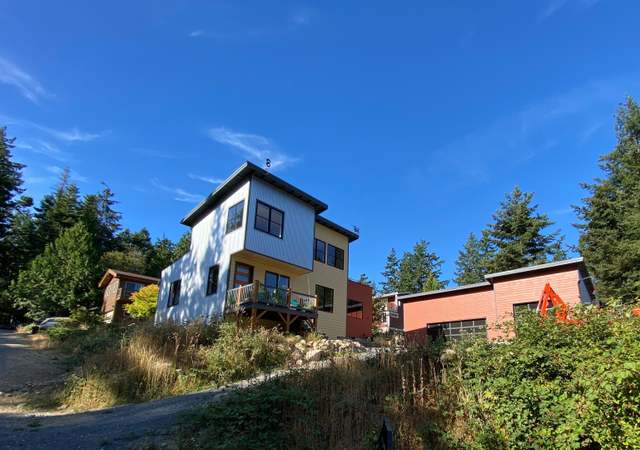 Property at 611 Nelson St, Friday Harbor, WA 98250, 2 beds, 3 baths