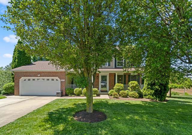 Photo of 604 Firethorn Ct, Mount Airy, MD 21771
