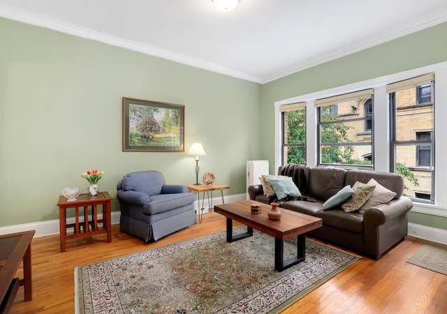 Photo of 726 W Sheridan Rd Unit 2S, Chicago, IL 60613