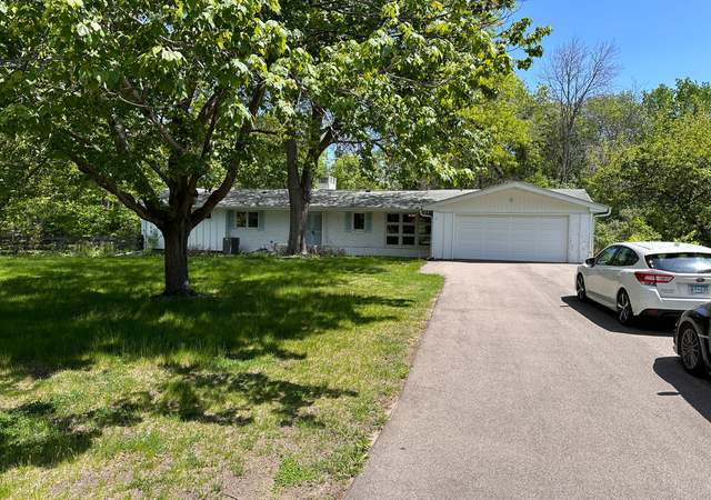 Photo of 6 Westwood Dr N, Golden Valley, MN 55422