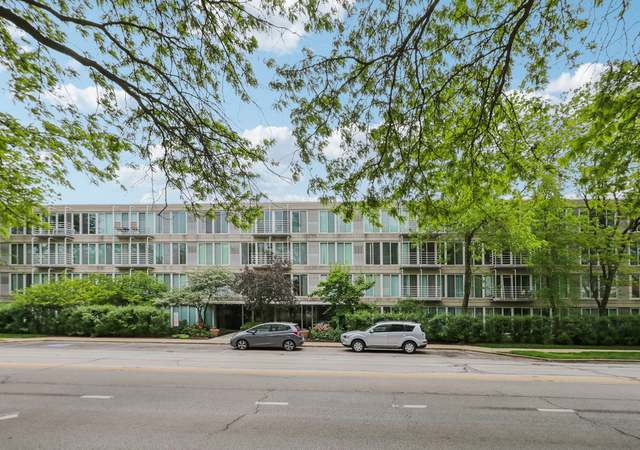 Photo of 2555 Gross Point Rd #206, Evanston, IL 60201