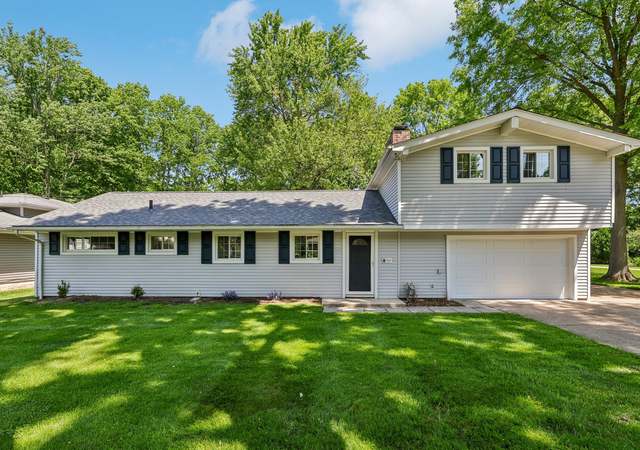 Photo of 27502 Dunford Rd, Westlake, OH 44145
