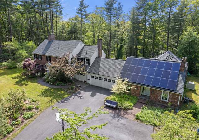 Photo of 46 Round Hill Rd, Lincoln, MA 01773