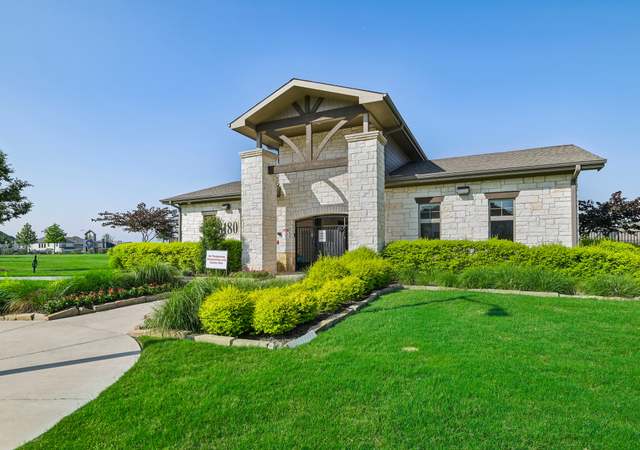 Photo of 8234 Zoysia Ln, Dallas, TX 75252