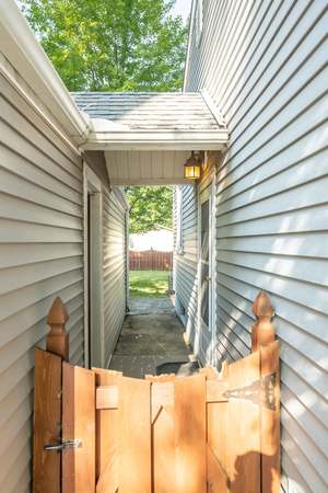 Photo of 1209 Grant Dr, Edwardsville, IL 62025