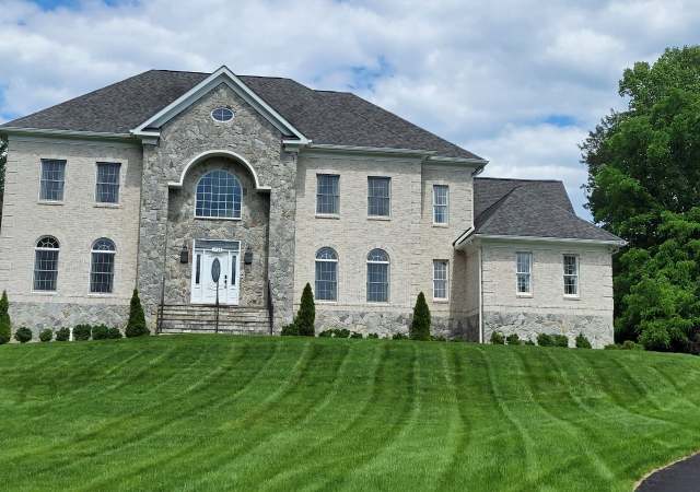 Property at 1729 Beulah Rd, Vienna, VA 22182, 7 beds, 5.5 baths