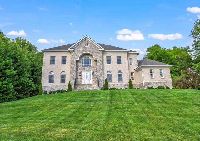 Property at 1729 Beulah Rd, Vienna, VA 22182, 7 beds, 5.5 baths