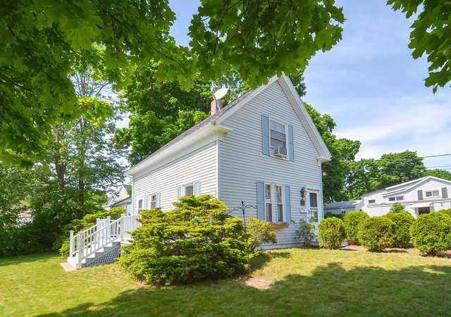 Photo of 81 William St, Rockland, MA 02370