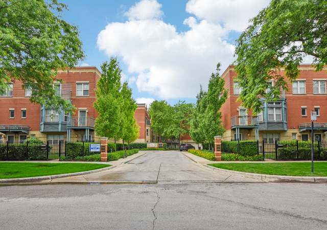 Photo of 4530 S Woodlawn Ave #303, Chicago, IL 60653