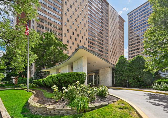 Photo of 3950 N Lake Shore Dr #2310, Chicago, IL 60613