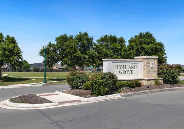 Photo of 847 Maroon St, New Braunfels, TX 78130-4967