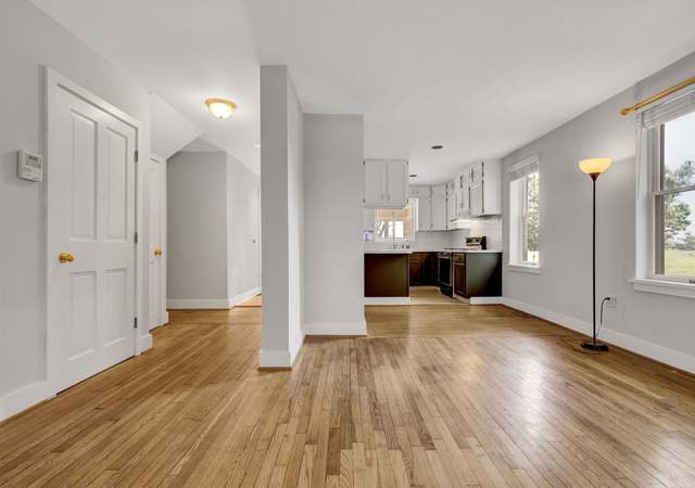 Photo of 5052 Doubs Rd, Adamstown, MD 21710