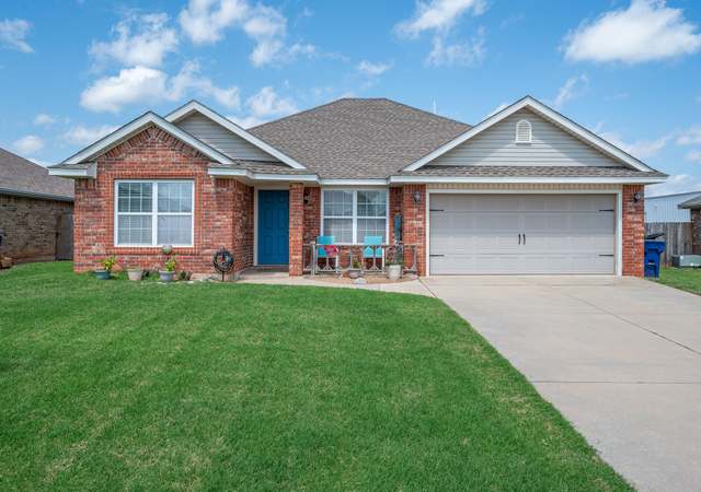 Photo of 205 N Silver Way, Mustang, OK 73064