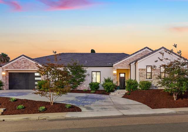 Photo of 3111 Cadencia St, Carlsbad, CA 92009