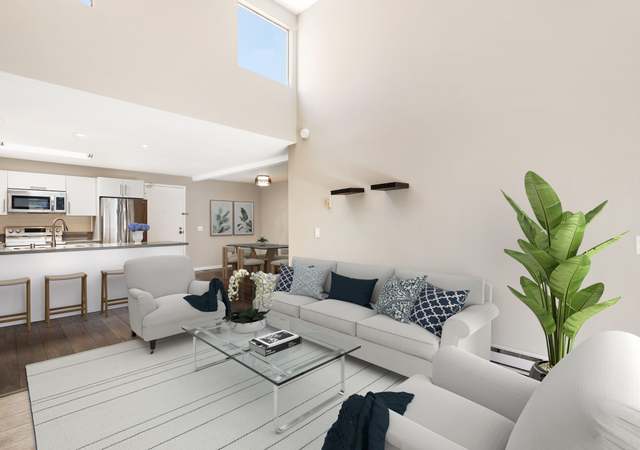 Photo of 8338 Regents Rd Unit 3 O, San Diego, CA 92122