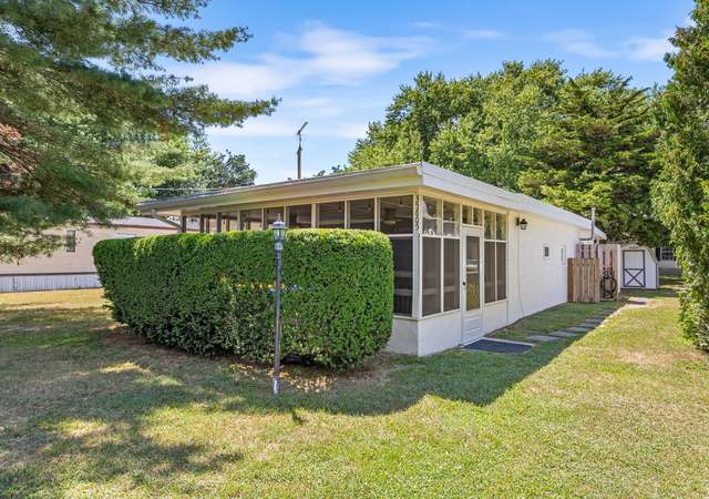 Property at 35605 Wolfe Neck Rd, Rehoboth Beach, DE 19971, 4 beds, 2 baths