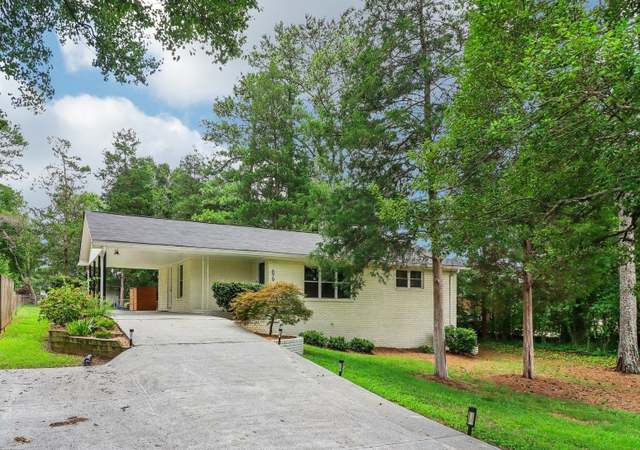 Property at 679 Forest Ridge Dr SE, Marietta, GA 30067, 3 beds, 1.5 baths