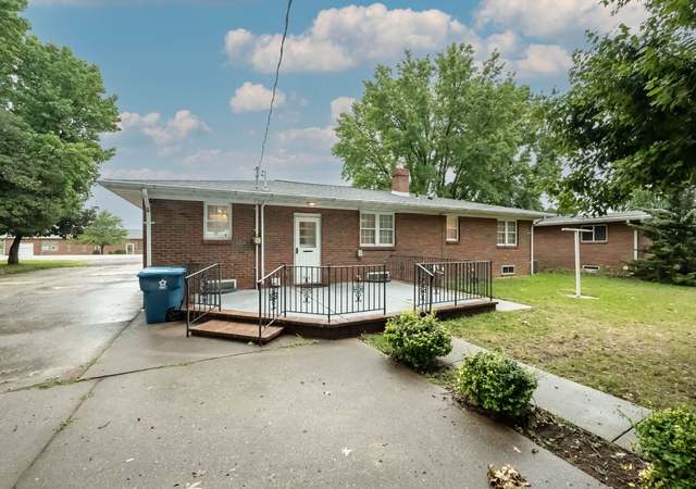 Photo of 734 N 9th St, Wood River, IL 62095