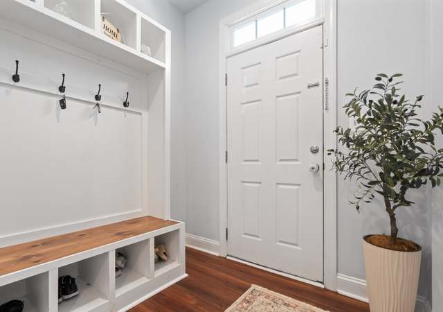 Photo of 16016 Greymill Manor Dr, Haymarket, VA 20169