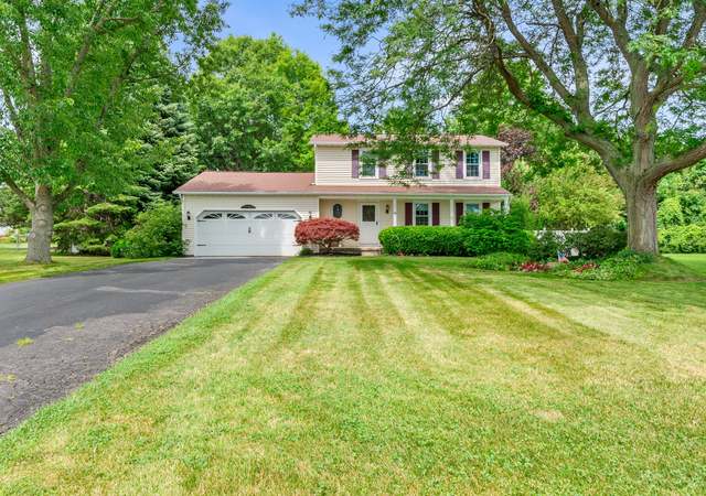 Photo of 14 Sweet Acres Dr, Rochester, NY 14612