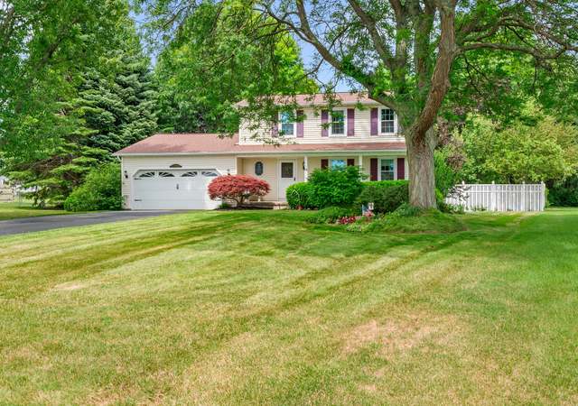 Photo of 14 Sweet Acres Dr, Rochester, NY 14612