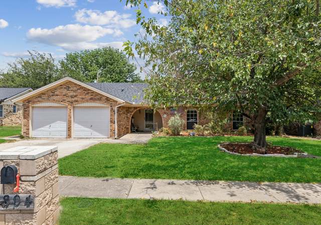 Property at 2804 Ridgewood Dr, Hurst, TX 76054, 3 beds, 2 baths