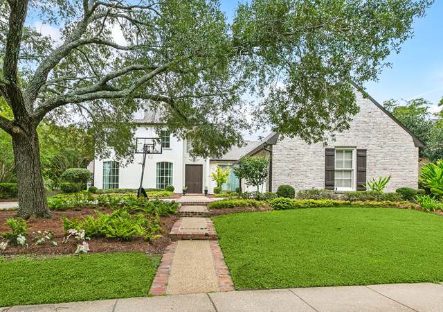 Property at 17862 Five Oaks Dr, Baton Rouge, LA 70810, 4 beds, 3.5 baths