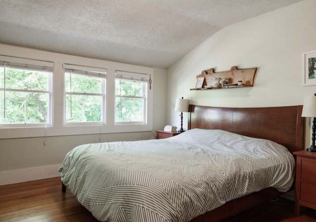 Photo of 4520 NE 32nd Pl, Portland, OR 97211