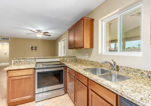 Property at 9607 N 41st Dr, Phoenix, AZ 85051, 3 beds, 2 baths