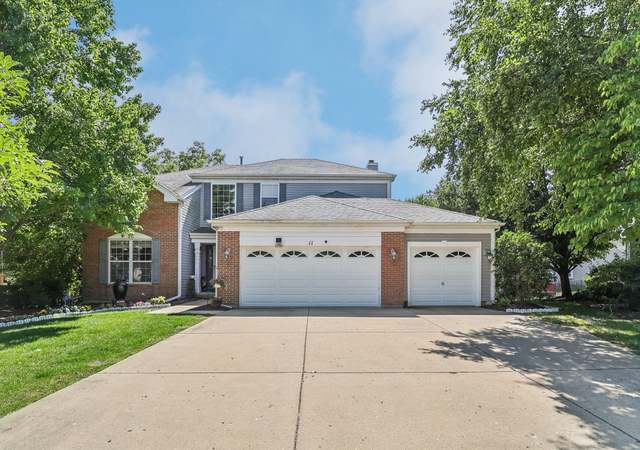 Property at 11 Summerfield Ct, Streamwood, IL 60107, 4 beds, 3.5 baths