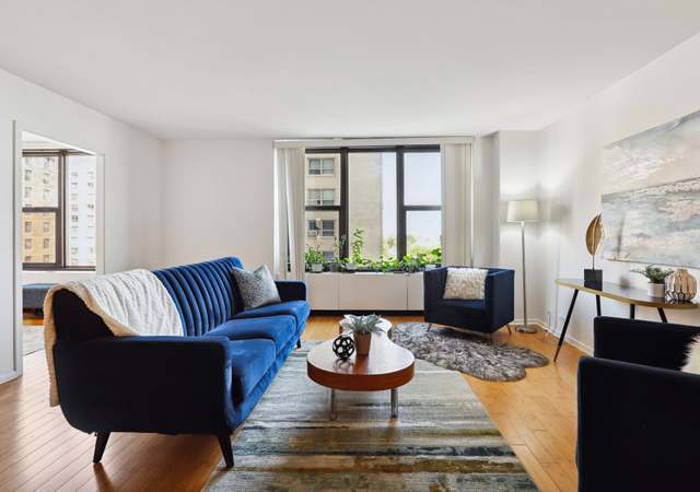 Property at 3150 N Lake Shore Dr Unit 8E, Chicago, IL 60657, 3 beds, 2 baths