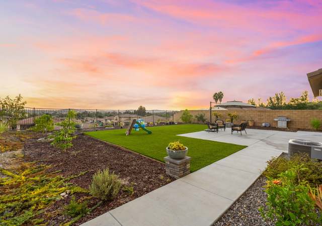 Photo of 2401 Monroe Pl, Escondido, CA 92027